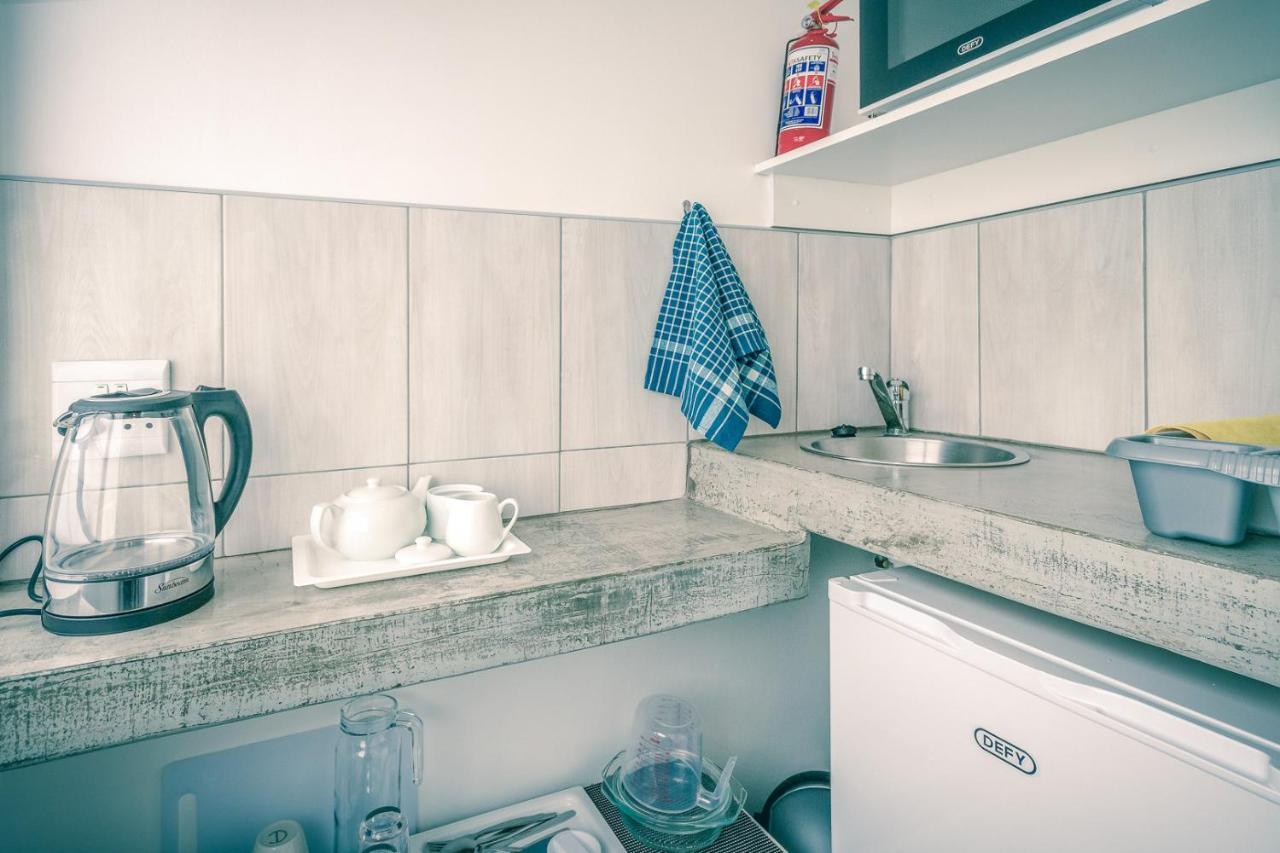 Ammabed Accommodation คาเลดอน ภายนอก รูปภาพ